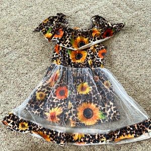 Girls 4t/5t sunflower shorts dress romper